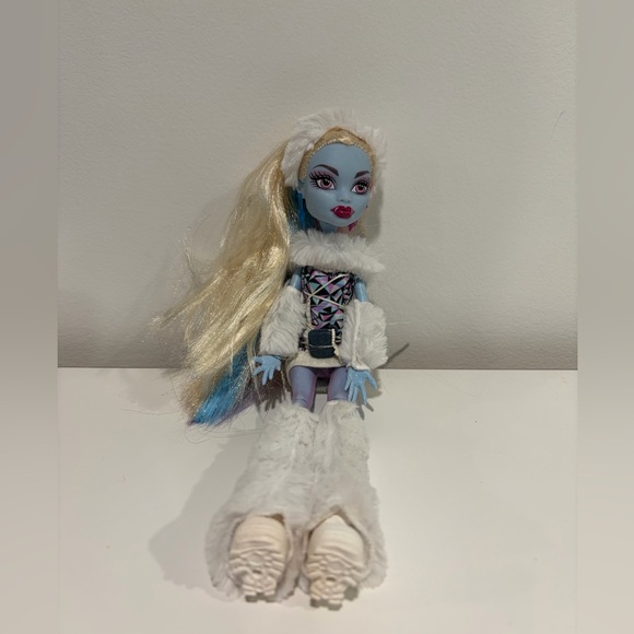 monster high Other - Monster High Abbey Bominable doll